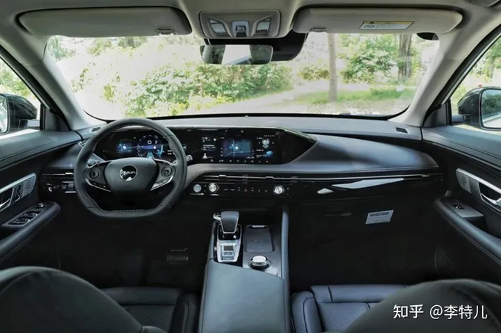 西藏试驾东风风神皓极,13万级混动SUV有40万级的越级实力-东风风神插电混动suv