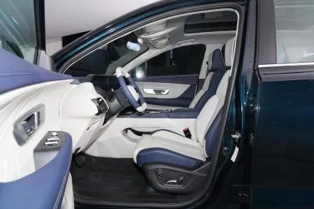 百公里油耗低至4.8L,顶配售价14.69万,解析东风风神皓极顶配-东风风神奕炫太平洋汽车网