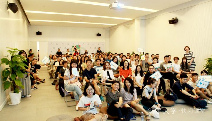 经历了 300 多次「双向奔赴」,我们终于明白的事-双向奔赴的文案句子