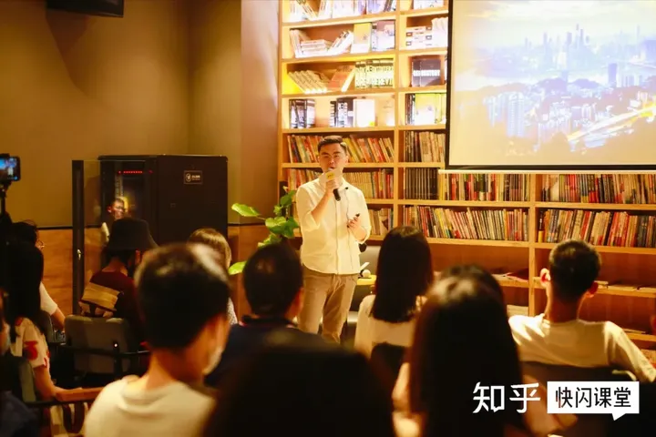 经历了 300 多次「双向奔赴」,我们终于明白的事-双向奔赴的文案句子