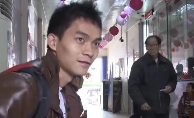 2022年,“高考钉子户”唐尚珺第14次参加高考,35岁的他图什么?-唐尚珺第一次高考成绩