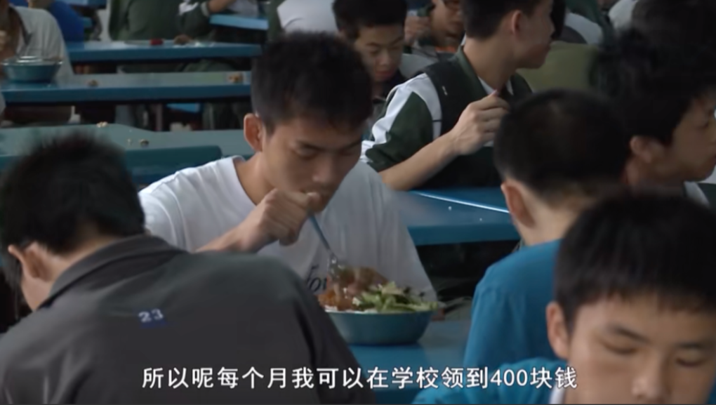 "高考钉子户"唐尚珺!复读14年只为上清华,35岁的他成功上岸?-唐尚珺的高考成绩怎么样