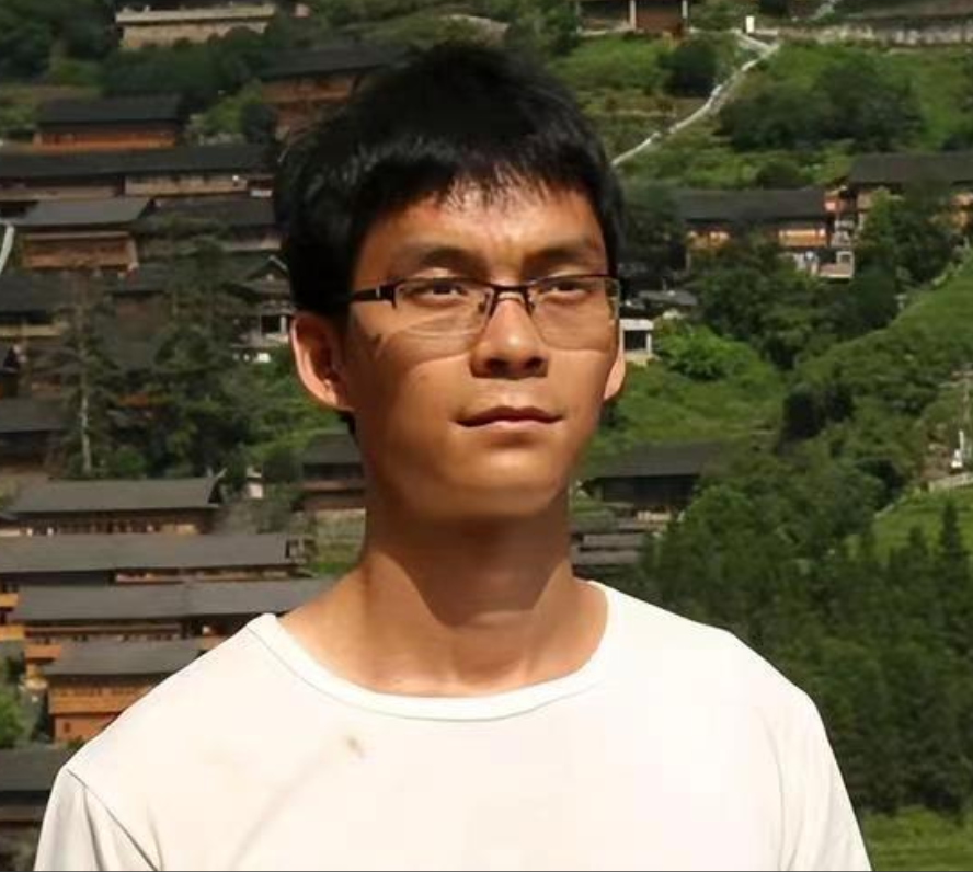 "高考钉子户"唐尚珺!复读14年只为上清华,35岁的他成功上岸?-唐尚珺的高考成绩怎么样