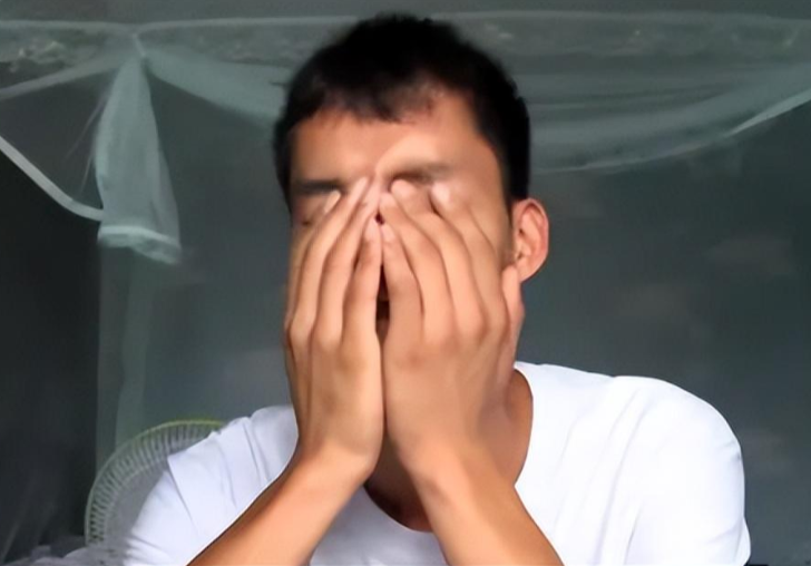 "高考钉子户"唐尚珺!复读14年只为上清华,35岁的他成功上岸?-唐尚珺的高考成绩怎么样