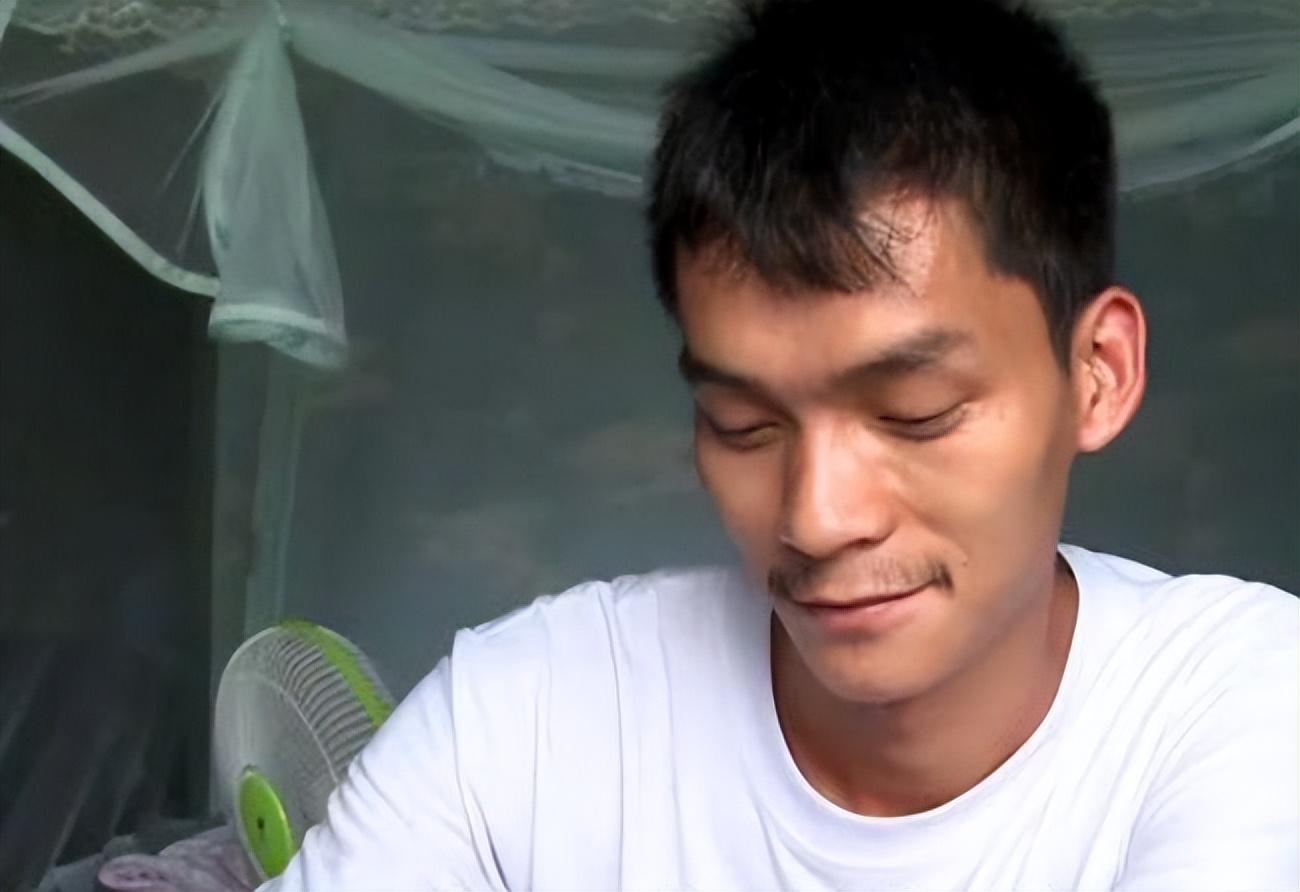 "高考钉子户"唐尚珺!复读14年只为上清华,35岁的他成功上岸?-唐尚珺的高考成绩怎么样