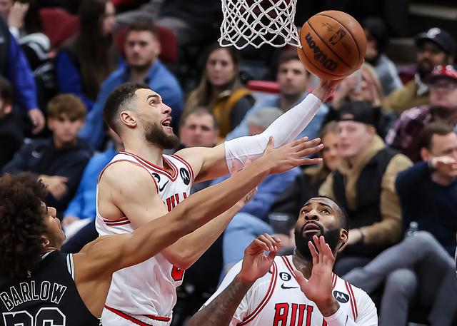 篮球——NBA常规赛:公牛胜马刺-nba公牛队球员名单