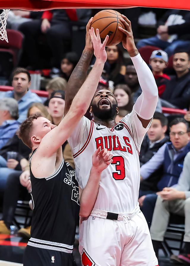 篮球——NBA常规赛:公牛胜马刺-nba公牛队球员名单