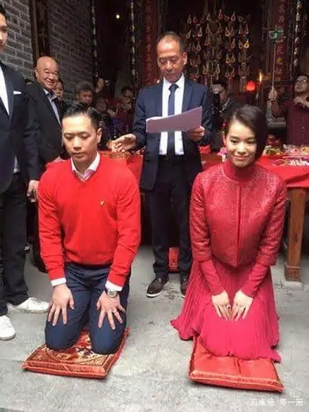 香港tvb视后胡杏儿,一个令黄宗泽满脸都写着后悔二字的优秀演员