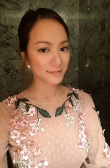 前TVB绿叶演员参选港姐片段被翻出,41岁结婚离巢没有生育计划-香港tvb绿叶演员