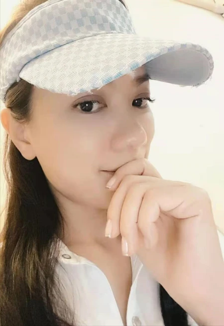 前TVB绿叶演员参选港姐片段被翻出,41岁结婚离巢没有生育计划-香港tvb绿叶演员