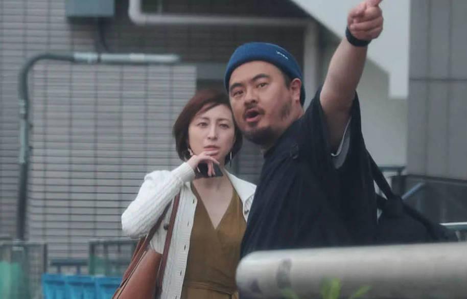 43岁知名女星与厨师发生不正当关系!老公也经常偷腥,事迹毁三观(厨师和明星韩剧)