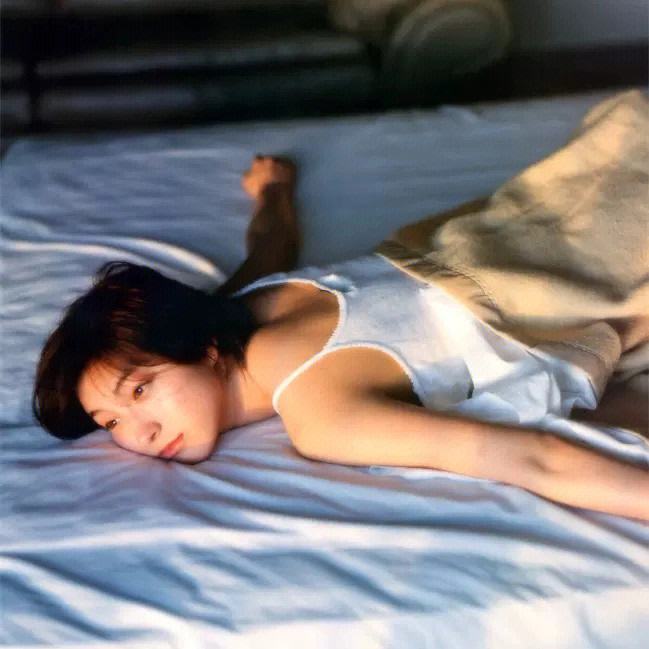 43岁知名女星与厨师发生不正当关系!老公也经常偷腥,事迹毁三观(厨师和明星韩剧)