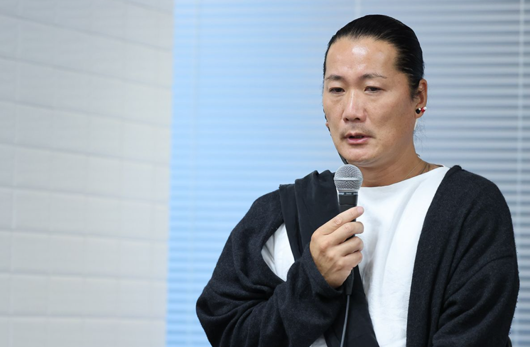 广末凉子丈夫就“出轨事件”公开道歉!泪眼力挺妻子好母亲好女人(广末凉子性格是怎样)