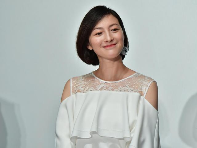 广末凉子道歉,承认出轨厨师,演艺事业将无限期停工(广末凉子图)