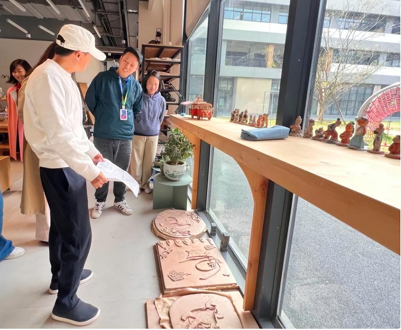 风云人物马云证实已经回到国内,现身杭州云谷学校!(马云办的云谷学在哪?什么时候招生,住校吗?)