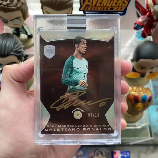 马云最新行踪曝光!已在东京定居,兴趣爱好大变;AMD回击黄仁勋:摩尔定律不死不是显卡涨价理由;马斯克称愿意植入脑芯片丨雷峰早报(马云最新行程2020)