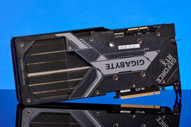 技嘉RTX3090Ti魔鹰OC:鹰击长空展现王者风范