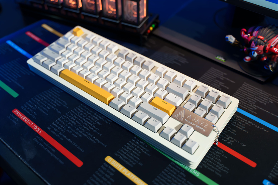 键盘届的“重工摇滚选手”,黑爵AKC087全金属堆叠三模键盘-黑爵键盘ak33怎么连接蓝牙