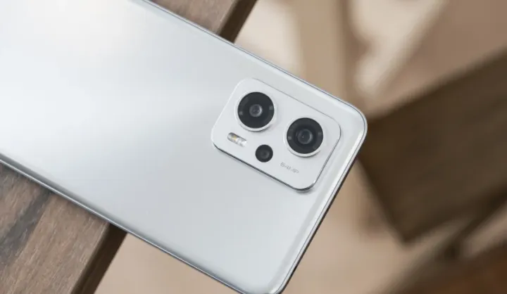 盘点目前性价比高的5款手机,性能好价格不高,买对不吃亏-性价比高的手机品牌推荐