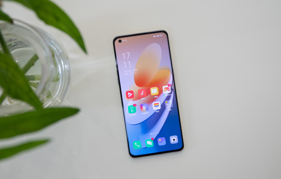 买手机不要抠抠索索,目前这3款手机口碑最好,用5年也不卡顿