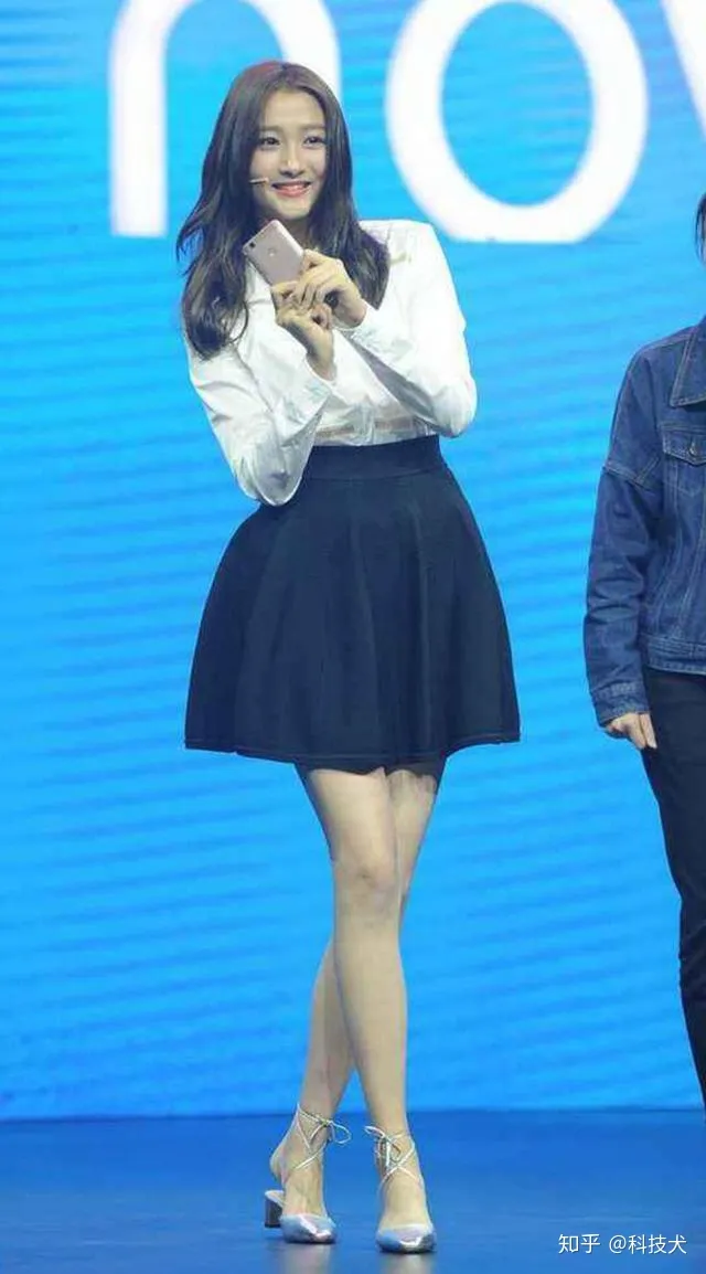 华为多款新机将陆续发布 新专利显示将推出滑盖全面屏手机-华为滑盖全面屏手机是哪一款手机