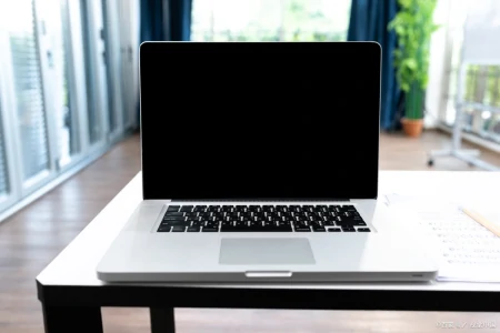 游戏笔记本电脑什么牌子好?办公加打游戏的笔记本推荐大型游戏本-打游戏办公笔记本电脑哪个比较好