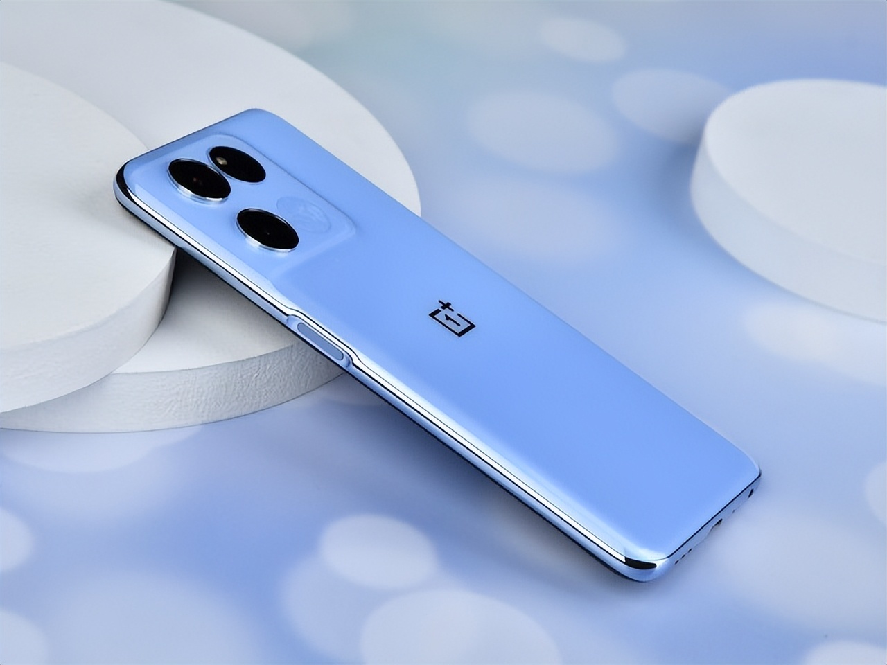 618剁手分享!除了球鞋、电脑,不到2000的手机更让我惊喜-2000块高性价比手机