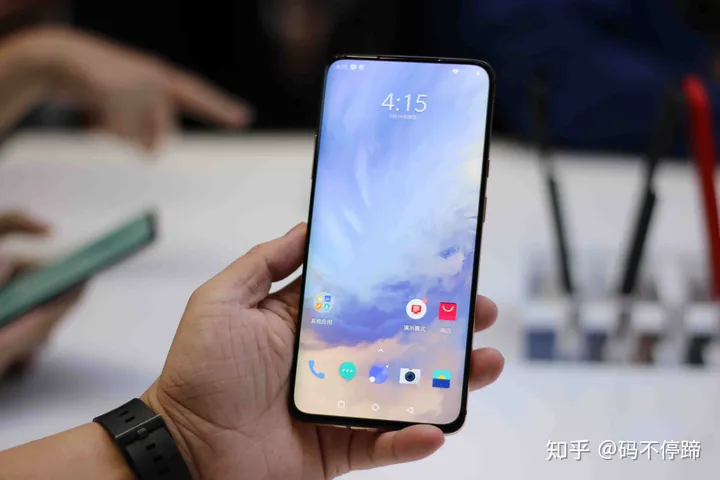 华为手机居然有这3种神奇的截屏方法,用过后,我就再也离不开了-华为手机截屏如何操作方法