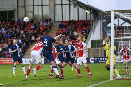 周六瑞超联赛分析:哈尔姆斯塔德 VS 韦纳穆 代格福什 VS 天狼星-哈尔姆斯塔德vs代格福什比分