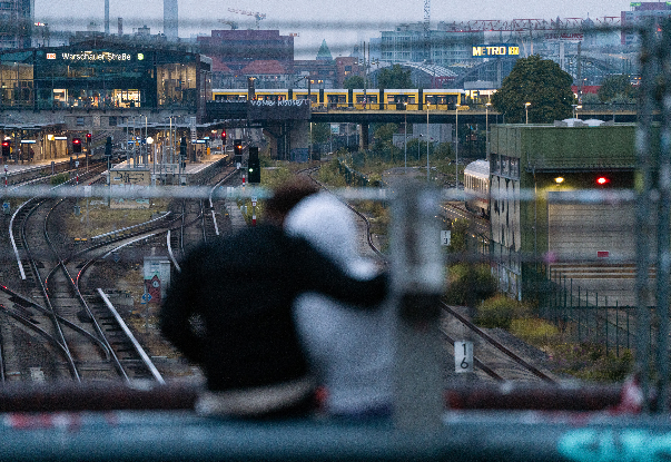 瑞士运输局局长:德国开往瑞士很多火车都不准时,经常晚点-瑞士到德国开车要多久