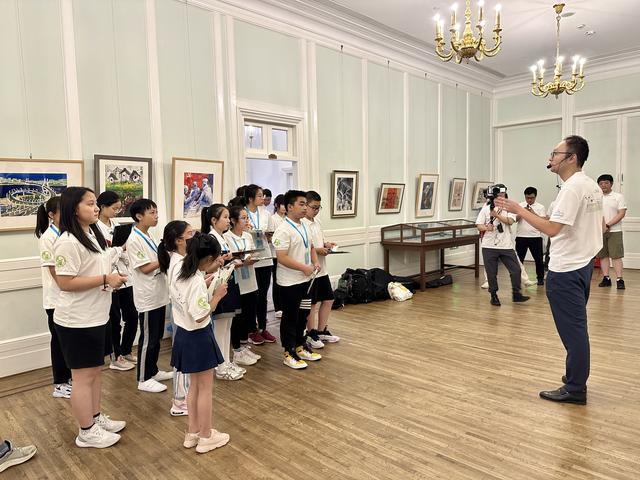 读懂“时间的礼物”,全国首个青少年文物保护传承基地在沪成立-《时间的礼物》