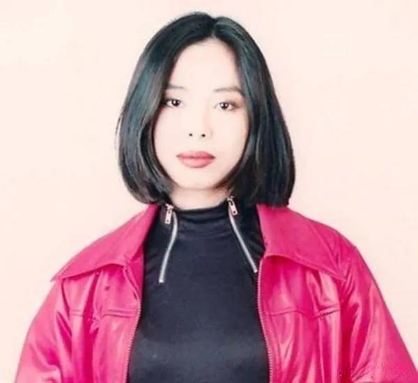 黄绮珊:一婚被折磨后逃婚,二婚被离婚后轻生,三婚背家暴爆丑闻-黄绮珊现任丈夫