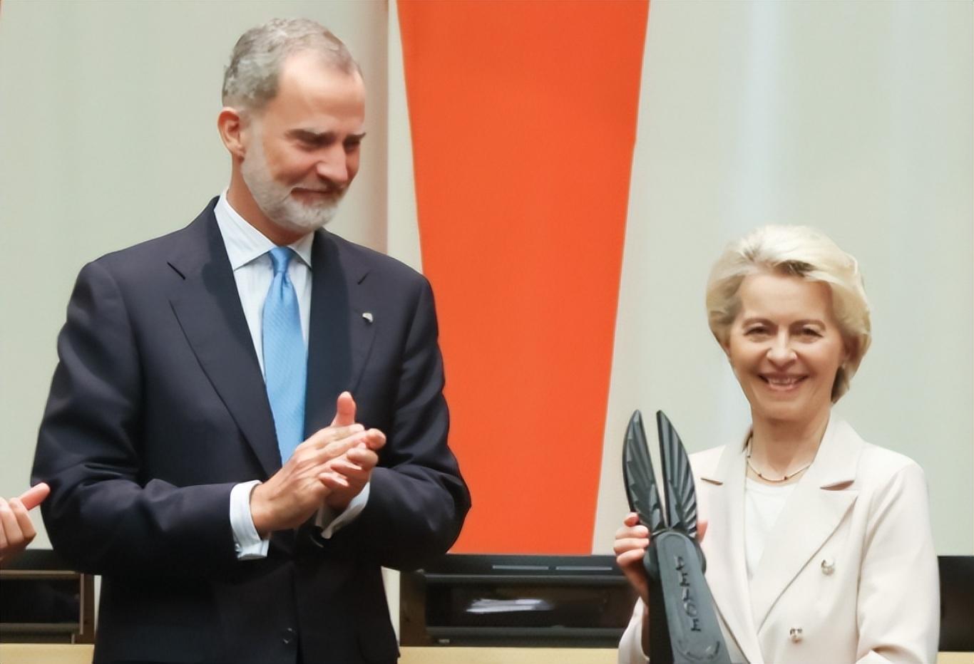 冯德莱恩的见证:“世界和平奖”揭晓,获奖者是战争贩子-冯德莱恩多少岁了