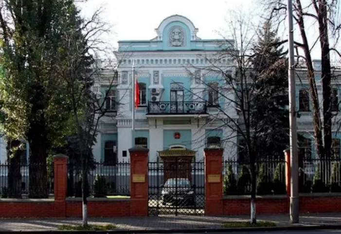 冯德莱恩的见证:“世界和平奖”揭晓,获奖者是战争贩子-冯德莱恩多少岁了