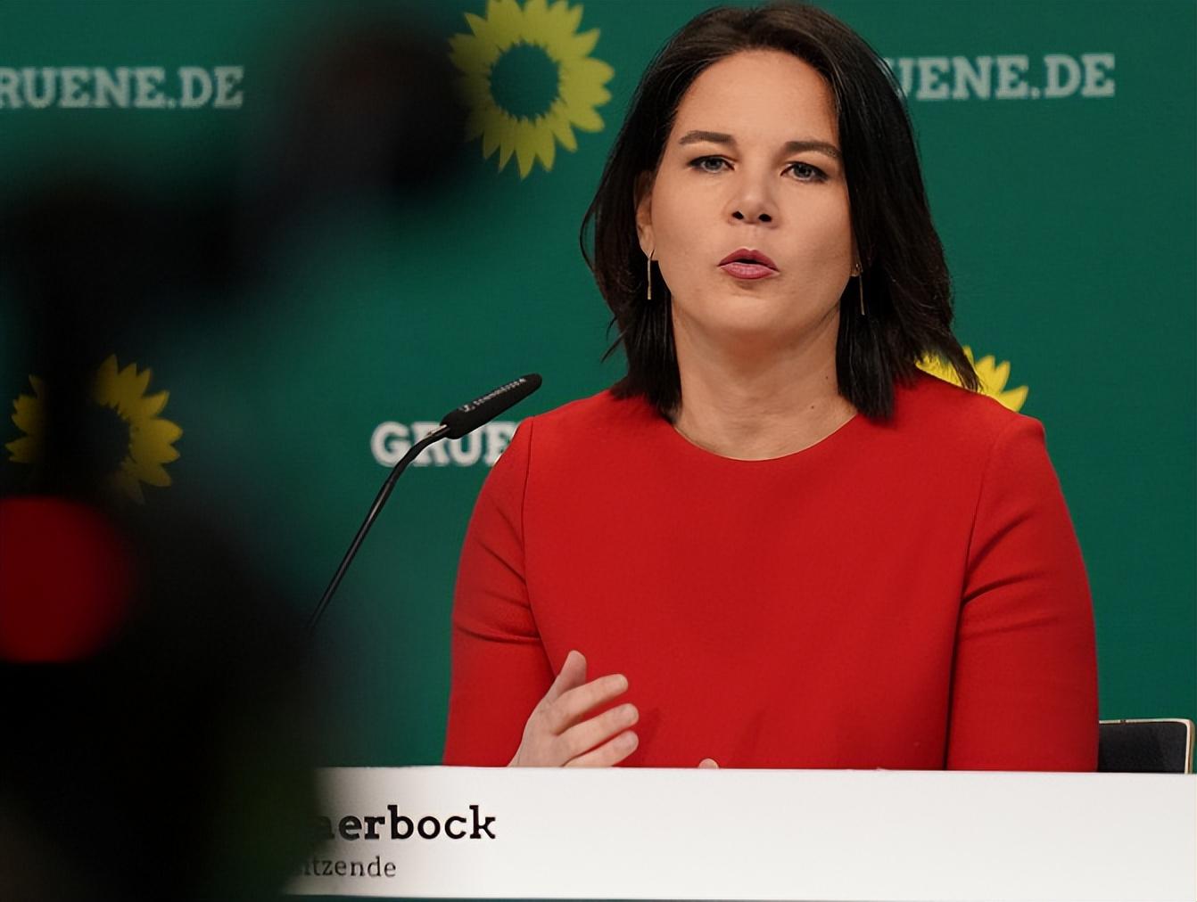 冯德莱恩的见证:“世界和平奖”揭晓,获奖者是战争贩子-冯德莱恩多少岁了