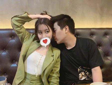 没打算结婚,10年就是玩玩?卢本伟与赵梦玥分手,网友该骂谁?-没打算结婚去男友家合适吗