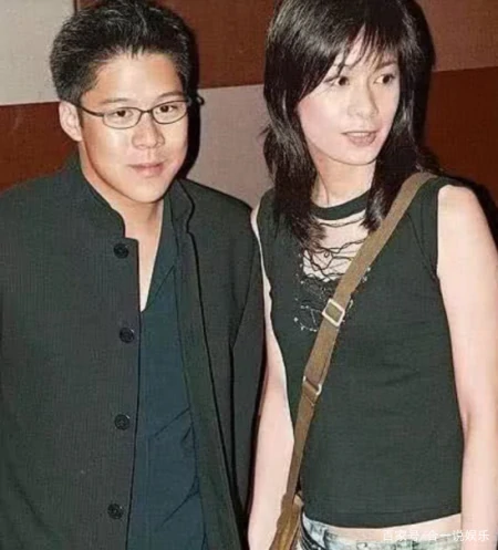 霍启刚前任现状曝光:终于明白,为啥霍启刚非郭晶晶不娶-霍启刚为什么喜欢郭晶晶怎么在一起的 新闻