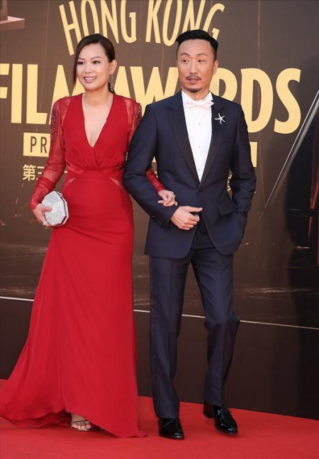 郑中基9月17日携妻子见粉丝,不及前妻阿SA漂亮,2孩子是路人脸-郑中基的妻子