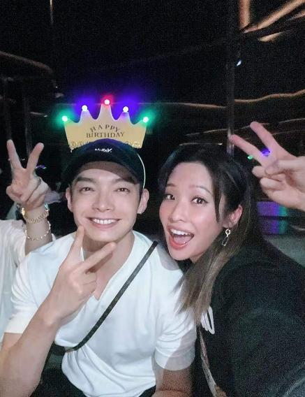 辰亦儒穿T恤秀肌肉帅气大逆袭!40岁生日飞轮海齐聚,独缺炎亚纶-辰亦儒最新发型