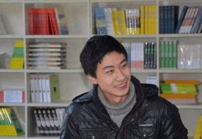 庞众望:捡废品照顾瘫痪母亲,以744分考上清华,一人撑起一个家-庞众望现状