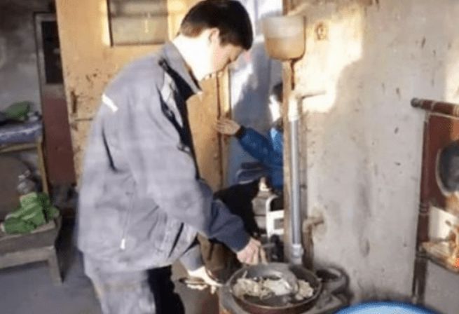 庞众望:捡废品照顾瘫痪母亲,以744分考上清华,一人撑起一个家-庞众望现状