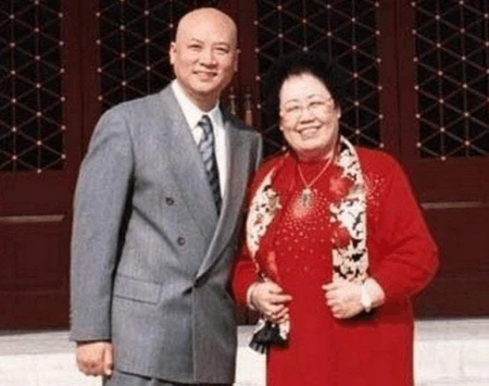 1988年,陈丽华表白迟重瑞无果,后来一个做法,成功让他回心转意-陈丽华和迟重瑞怎么认识的