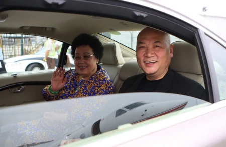 1988年,陈丽华表白迟重瑞无果,后来一个做法,成功让他回心转意-陈丽华和迟重瑞怎么认识的