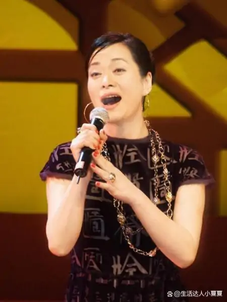 毛阿敏:丈夫病逝1年后,留下260亿遗产,如今的选择令人佩服-58岁毛阿敏近况