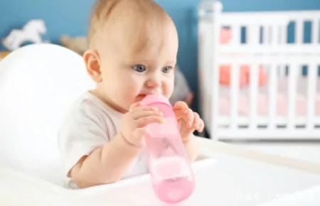 牛年出生的新生儿取名改名:寓意简单大方的宝宝名字大全-牛年娃儿取名