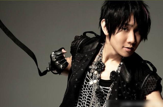 看看林俊杰的十首受欢迎和愉快的歌曲-林俊杰为一部动漫唱的一首歌