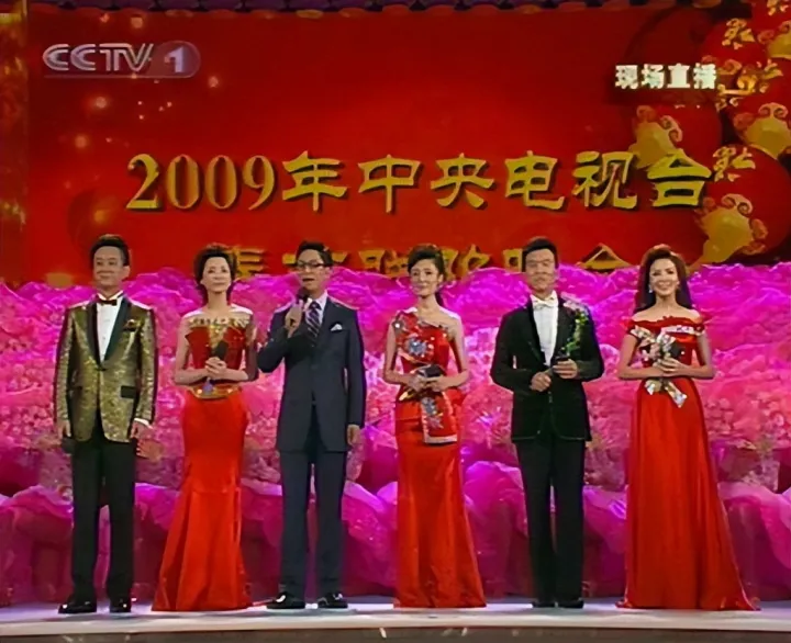 毕福剑现在做什么呢?-毕福剑现在干啥呢在干什么工作呢