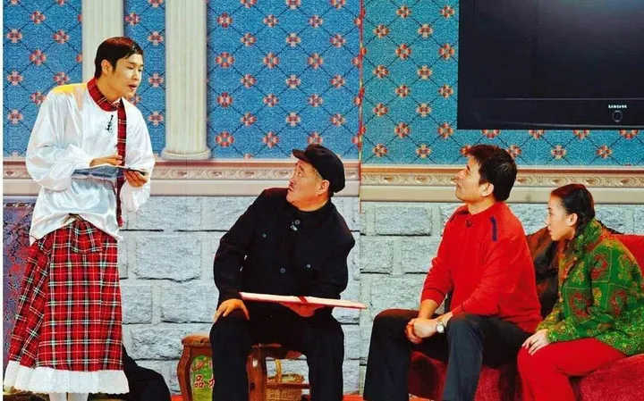 毕福剑现在做什么呢?-毕福剑现在干啥呢在干什么工作呢