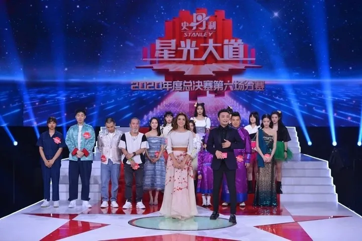 毕福剑现在做什么呢?-毕福剑现在干啥呢在干什么工作呢