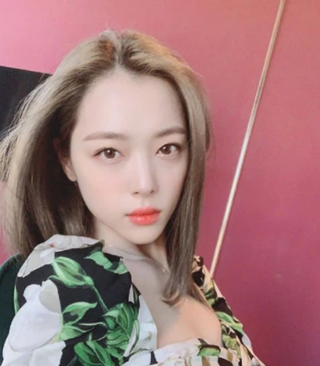 崔雪莉去世,公司打造“二次重生”或许成为压垮她的最后稻草-崔雪莉